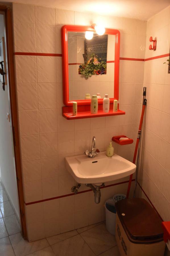 Apartment In The Center Of Aigio F Kültér fotó